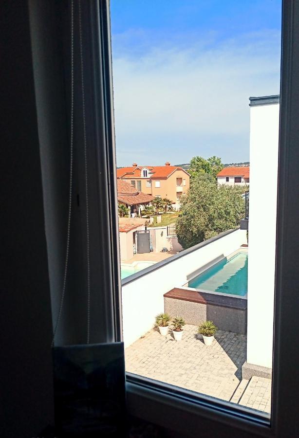 Abelia Pool View Studio Pula Exterior foto